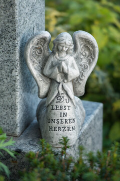 Friedhof, Grabstein, Statue