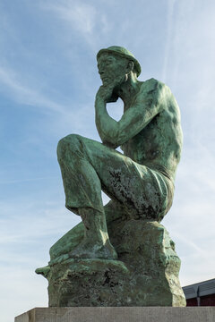 Charleroi, Belgium, November 11, 2022. The Crouching Miner located is a monument dedicated to Labor, designed by Constantin Meunier.