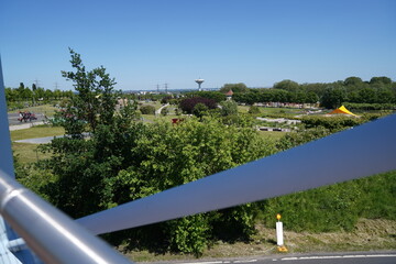 Leverkusen nähe Rhein Park in Sommer