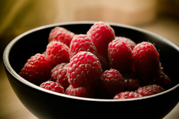 mix de frutos rojos y almendras.