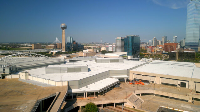 Kay Bailey Hutchison Convention center in the city of Dallas - DALLAS, TEXAS - NOVEMBER 09, 2022