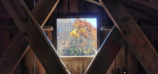 Fototapeta na wymiar wooden window