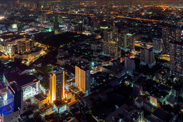 Fototapeta na wymiar Bangkok city landscape. Bangkok night view in the business district. at dusk