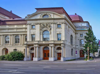 Fototapeta na wymiar The Graz Opera in Austria