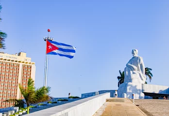 Fototapeten Revolutionary square in Havana, Cuba © StellaSalander
