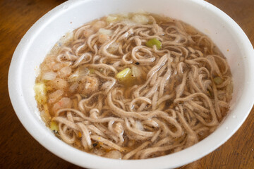 とても美味しい日本のコロッケそば