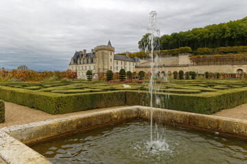 Le chateau de Villandry et ses jardins dans le Val de Loire 