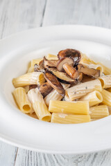 Tortiglioni with porcini mushrooms