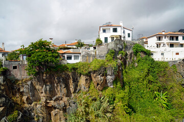 Fototapeta na wymiar view over funchal village on madeira island