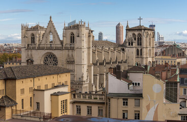 Fototapeta na wymiar Cathédrale Saint Jean à Lyon 