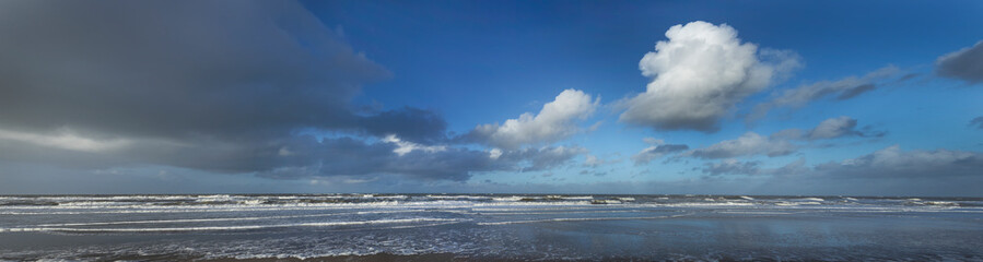 coast, north sea, beach, clouds, callantsoog, netherlands, waves, panorama,  - Powered by Adobe