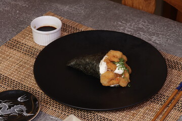 Comida Japonesa/  Temaki / Uramaki / Japanese Food