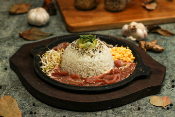 korean grill beef with rice and vegetables
