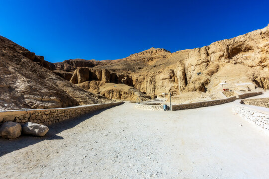 Egypt, Luxor Governorate, Roads inValley of the Kings
