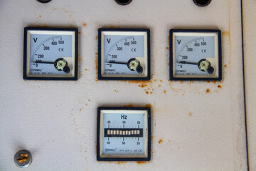 voltage meter on the panel box