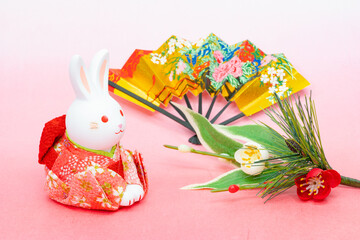 写真素材:令和5年・2023年の干支は卯（う・うさぎ）　卯年の年賀状素材（和風、和紙、千代紙、お正月小物等）