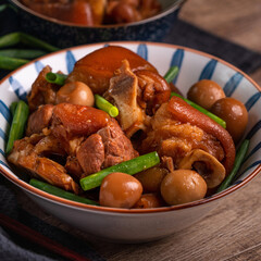 Taiwanese traditional food pork knuckle in a bowl