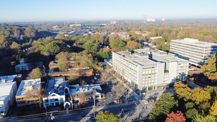 Obraz premium Aerial view office buildings in Brookwood Hills neighborhood near the busy I-75 and I-85 split, midtown Atlanta, Georgia, US