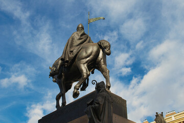 Obraz premium Statue of St Wenceslas under sky, from behind. Prague. Czech Republic.