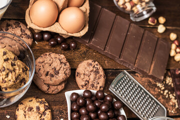Making chocolate cookies with all ingredients