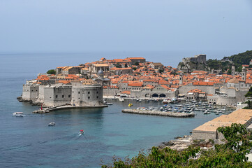 Fototapeta na wymiar Old town of Dubrovnik seen from the coast
