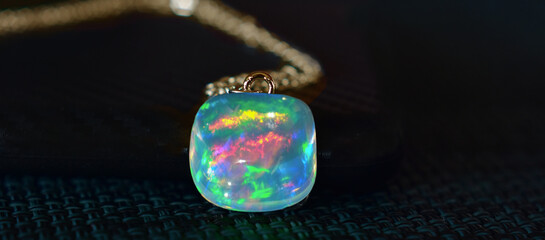 opal, opal gems, opal jewelry