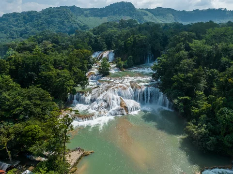 Cascades d'Agua Azul - Adobe Stock