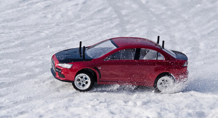 гоночные машины на пульте дистанционного управления