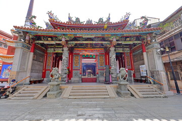 Obraz premium Tainan Grand Mazu Temple, a 17th-century colorful and traditional place of worship in Tainan, Taiwan 