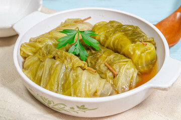 煮込んだ和風ロールキャベツ