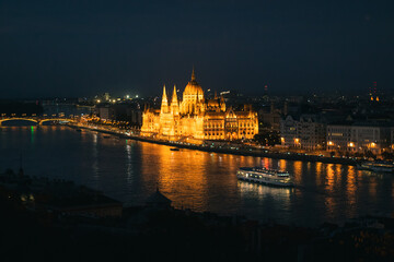 Fototapeta na wymiar Hungarian parliament at night. Budapest parliament at night.