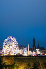 Luxembourg ville marché Noel fete illumination eclairage nuit soir
