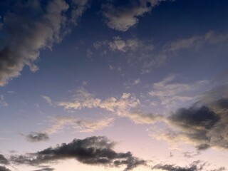 Evening violet sky with clouds, twilights heavens background