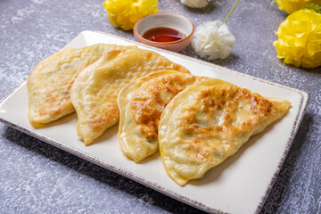  Fried Dumplings - gun mandu