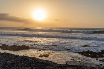 Fototapeta premium sunset on the beasc 
