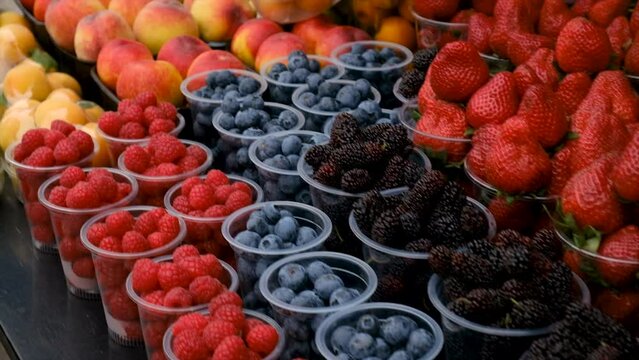 Fruit on a pillar in the market. Selective focus.