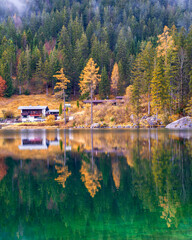 Obraz premium The Hintersee Lake at rainy day in Germany