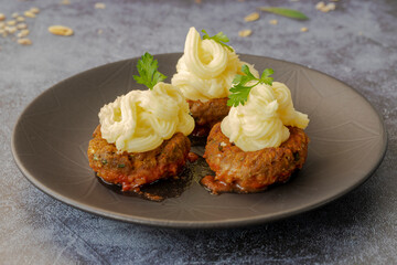 Turkish meatballs, dish meatballs, Hasan Paşa meatballs