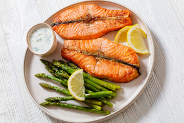 roast salmon steaks with asparagus and dill sauce