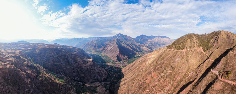 viewpoint into la valle sagrado close to urubamba in Peru beautiful panorama