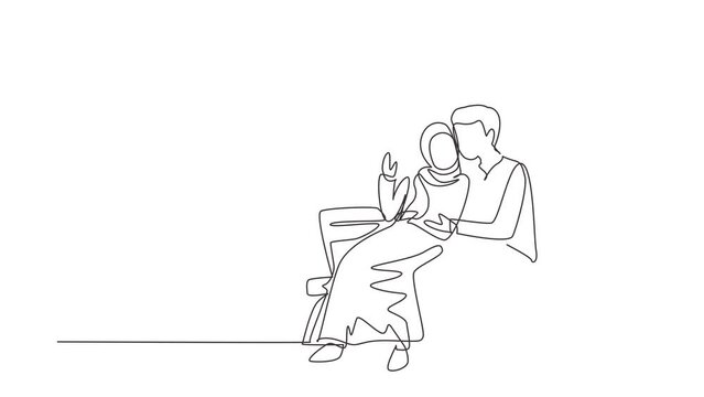 Animated self drawing of continuous line draw romantic Arabic couple on bench in park. Happy man hugging, embracing woman. Couple dating celebrate wedding anniversary. Full length one line animation
