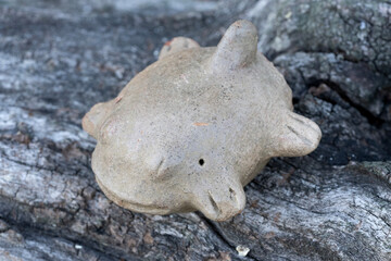 Central American Tomb Burial Death Whistle Artifact - Ocarina frog whistle.