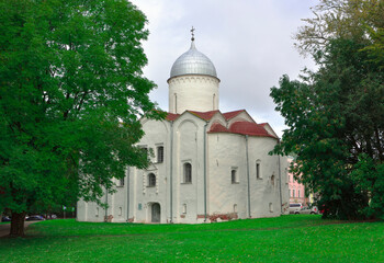 Fototapeta na wymiar Yaroslav's Courtyard of Veliky Novgorod