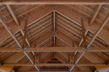 Neue Dachstuhl Konstruktion aus Holz eines Bauernhauses