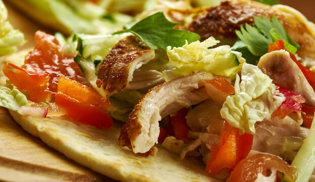   Belizean Salbutes