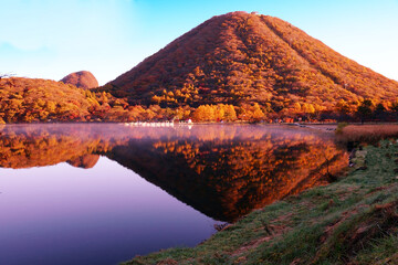 秋の榛名湖