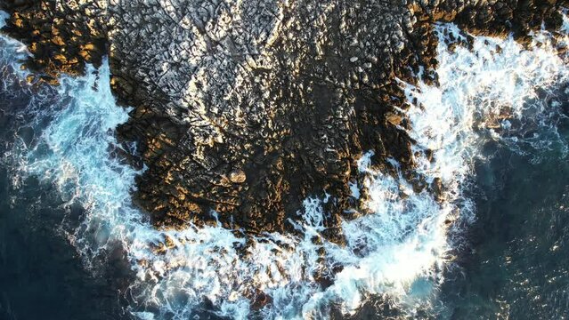 le ressac en vue a&eacute;rienne - M&eacute;diterran&eacute;e