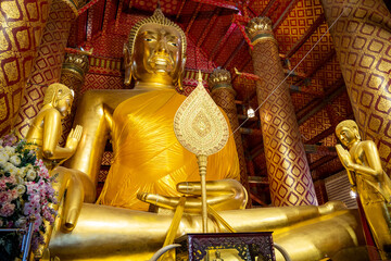 überdimensionale Buddha Statue in Ayutthaya in der Nähe von Bangkok in Thailand