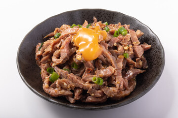 ユッケ風ローストビーフ