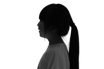 女の子の横顔のシルエット